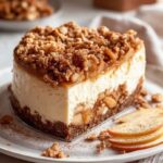 Apple Crumble Cheesecake