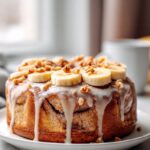 Banana Bread Cinnamon Roll Cake Rezept: Süßer Genuss!