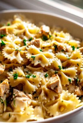 Mini Knoblauchbutter-Hühnchen Bowtie Pasta Cups Rezept