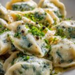 Saftige Spinat-Feta-Klößchen: Schnell & einfach zubereitet